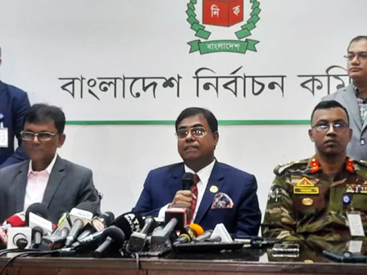এক ঘণ্টায় ভোট পড়েছে ৭৭টি, ভোটার ৩ হাজারের বেশি