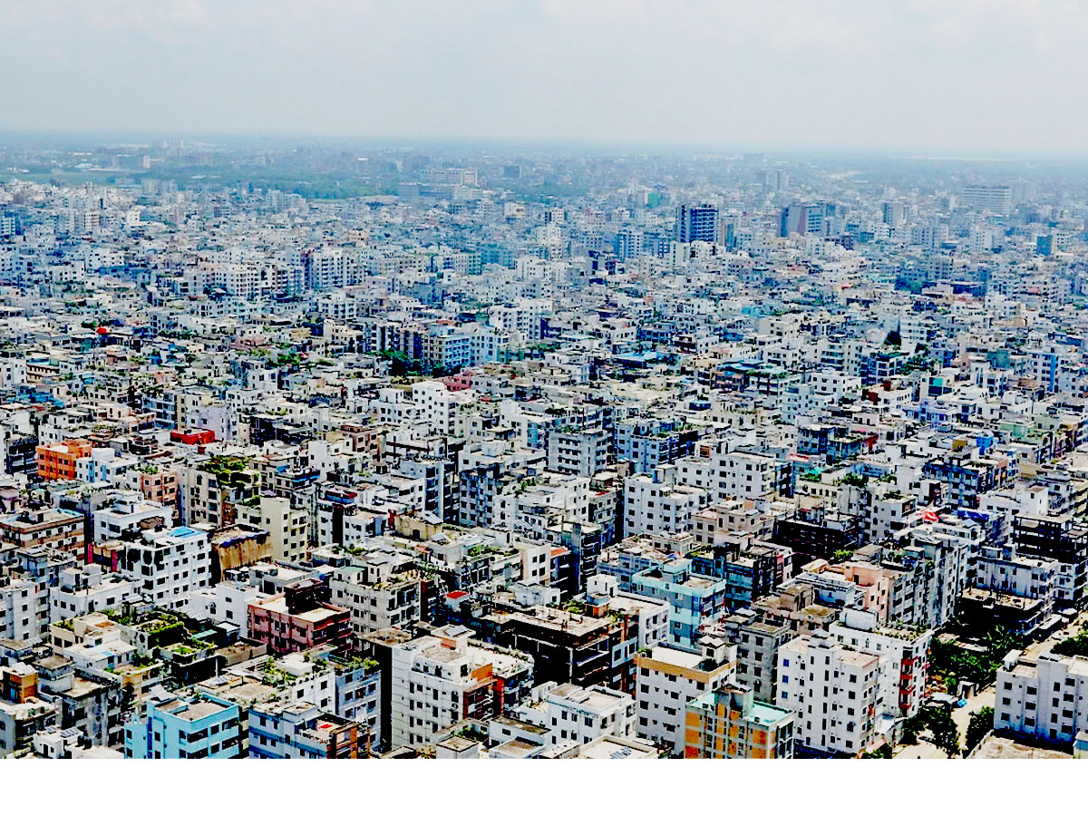 মৃত্যুফাঁদের শহর ঢাকা অপঘাতে বাড়ছে মৃত্যু