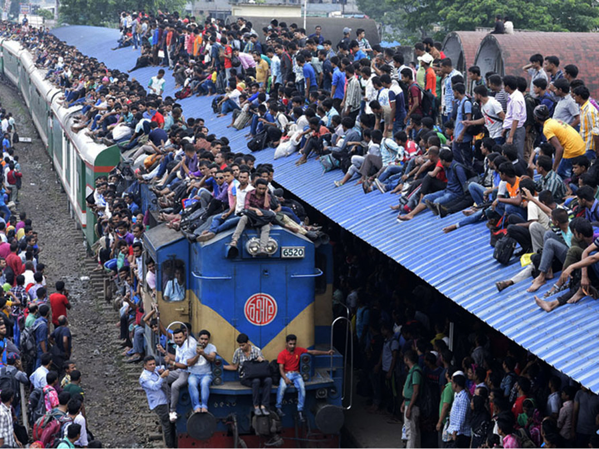 ঈদের ছুটি আরো ২ দিন বাড়ানোর দাবি