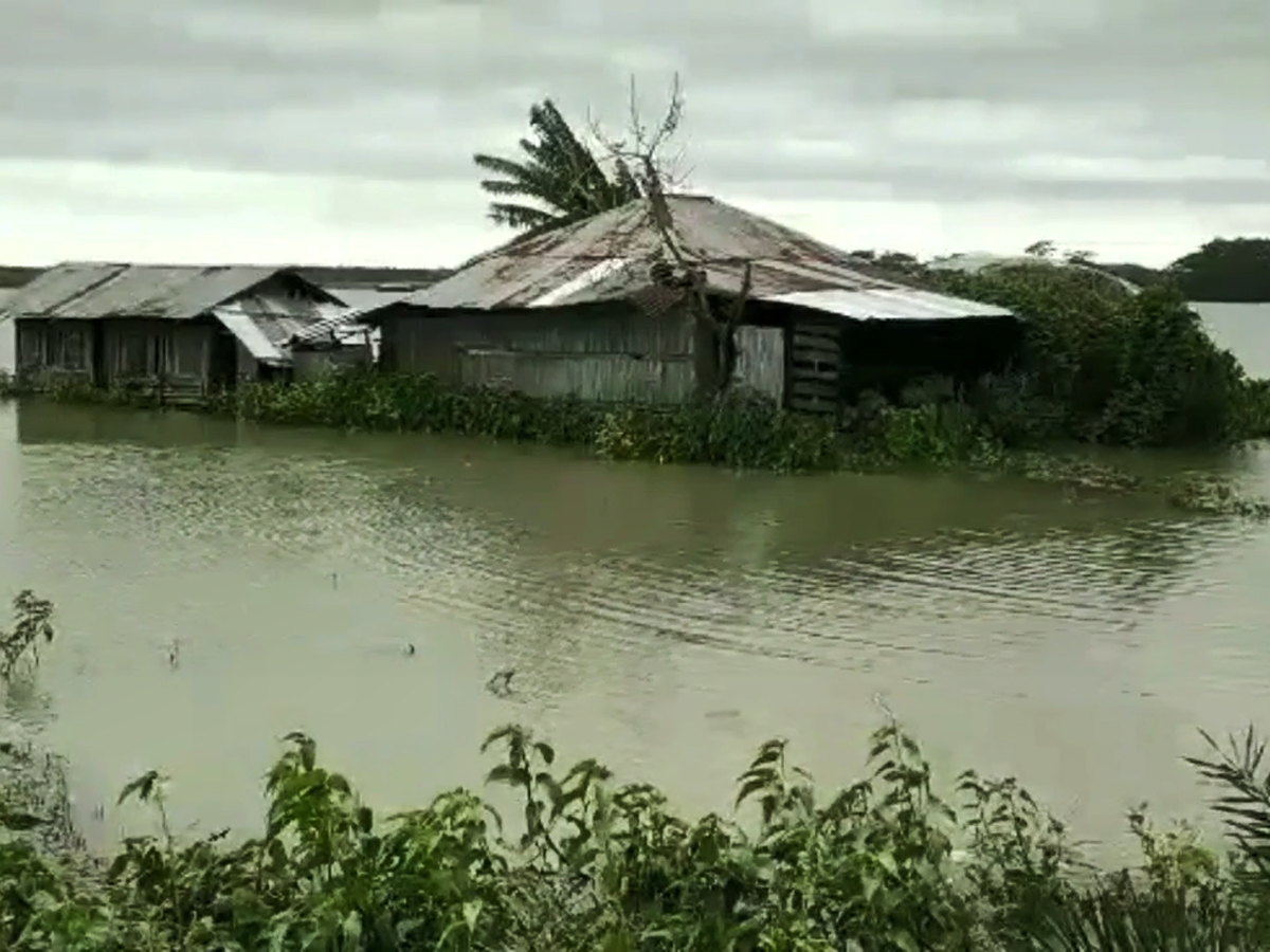 বাগেরহাটের চার উপজেলায় সুপেয় পানির তীব্র সংকট